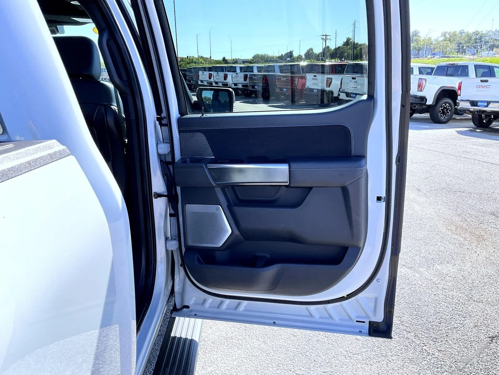 Certified Used 2023 White Ford Platinum image 17