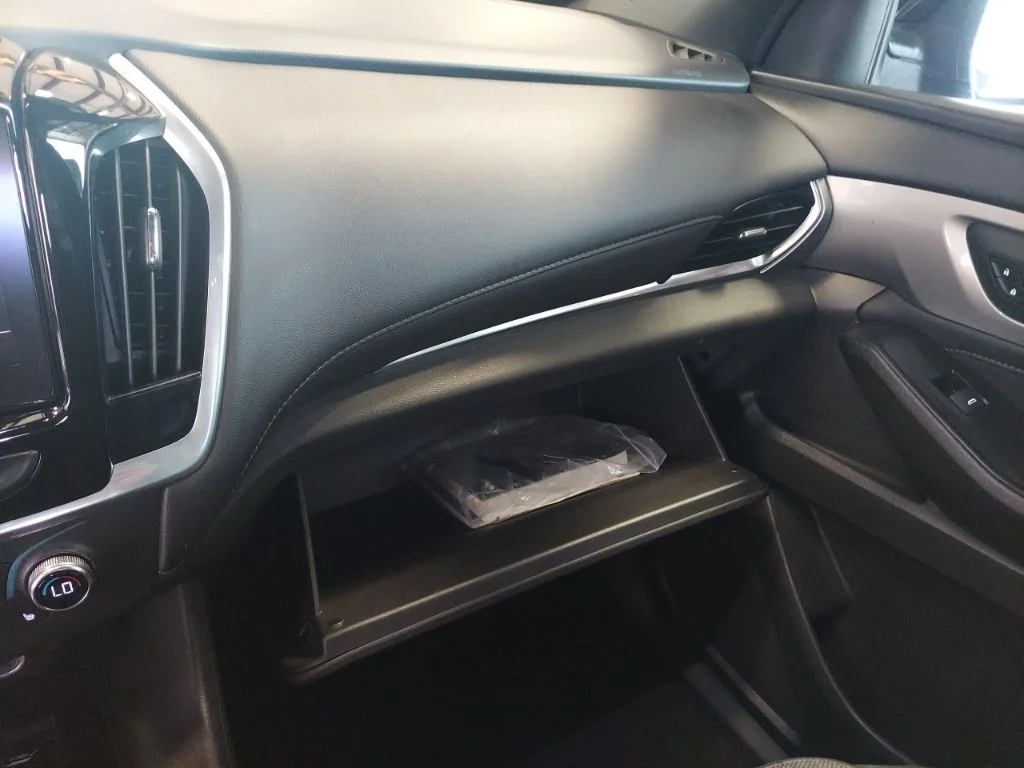 Used 2022 Blue Chevrolet LT image 29