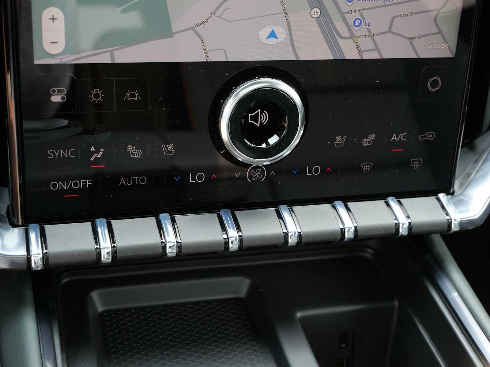 2026 GMC Acadia AT4 - Photo 21