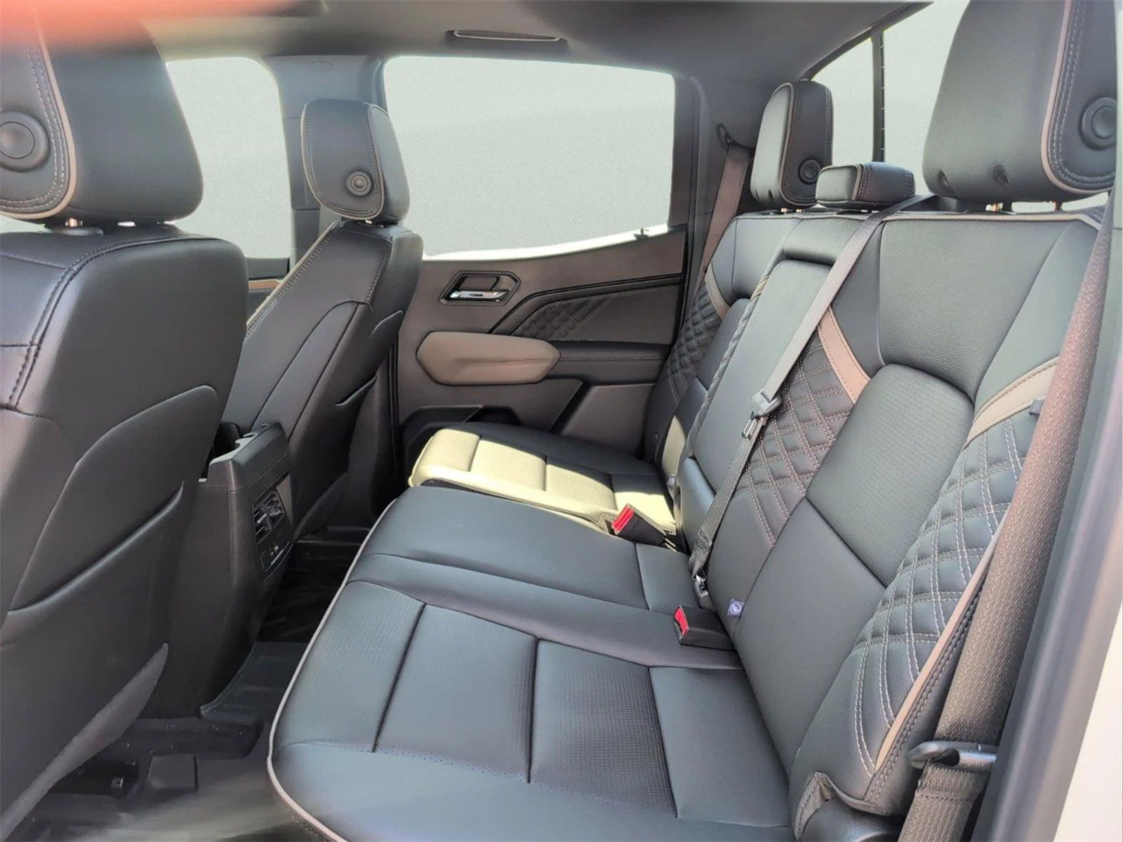 New 2026 Summit White GMC Denali image 26