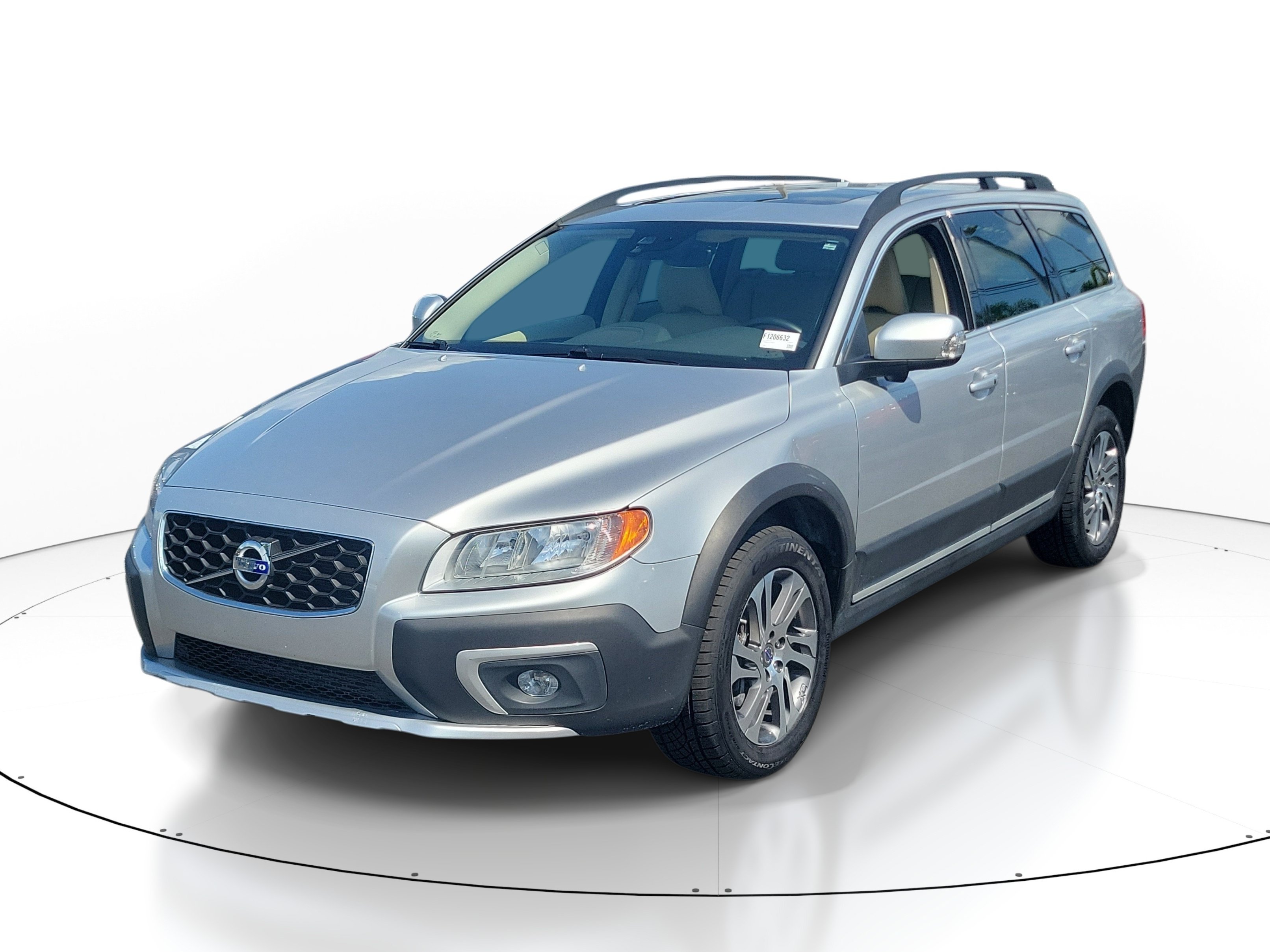 Used 2015 Bright Silver Metallic Volvo T5 Drive-E Premier image 2