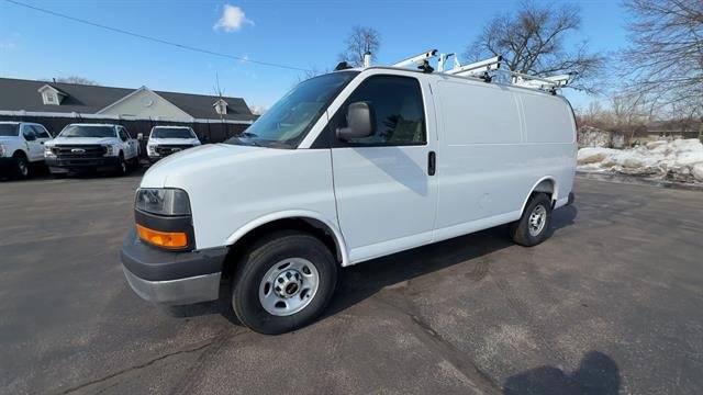 2026 GMC Savana Cargo Work Van - Photo 34