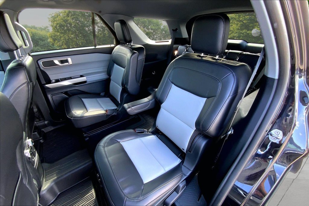 Used 2023 Black Ford XLT image 22