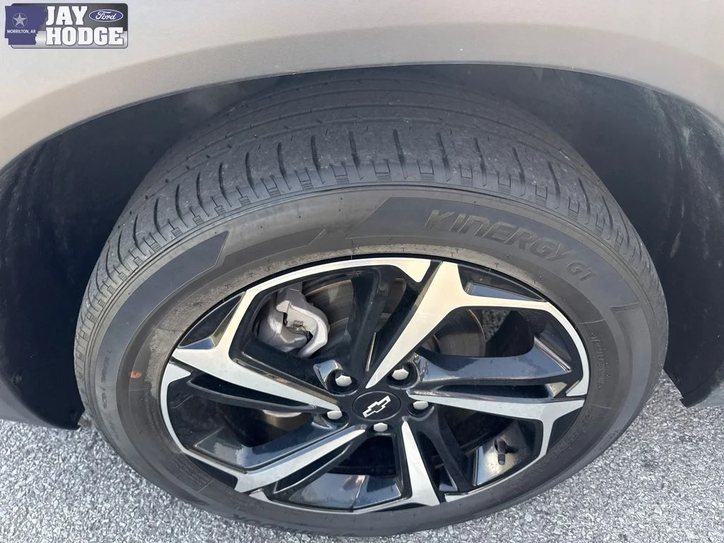 Certified Used 2023 Summit White Chevrolet RS image 32