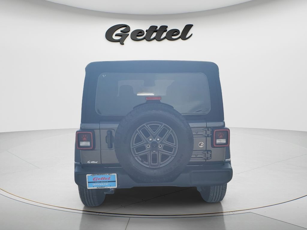 Used 2024 Gray Jeep Sport S image 6