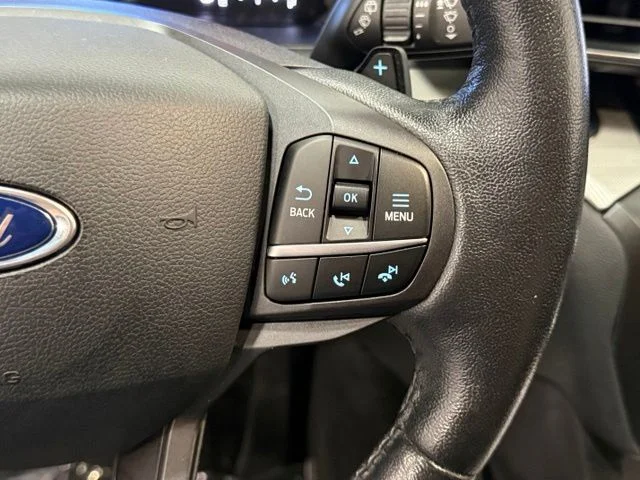 Used 2020 Blue Ford XLT image 15