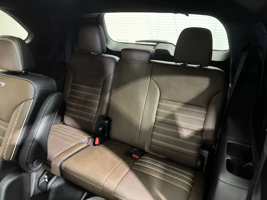 2026 GMC Acadia Denali Ultimate - Photo 13