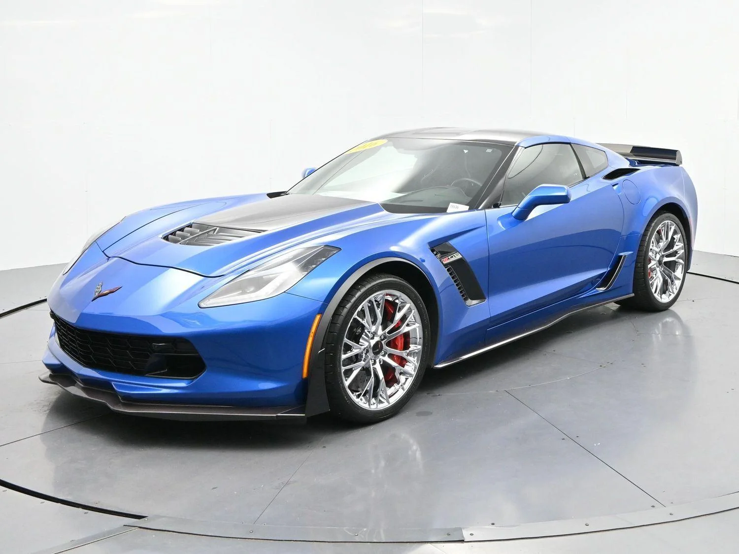 Used 2016 LAGUNA BLUE METALLIC TINTCOAT Chevrolet Z06 3LZ image 3