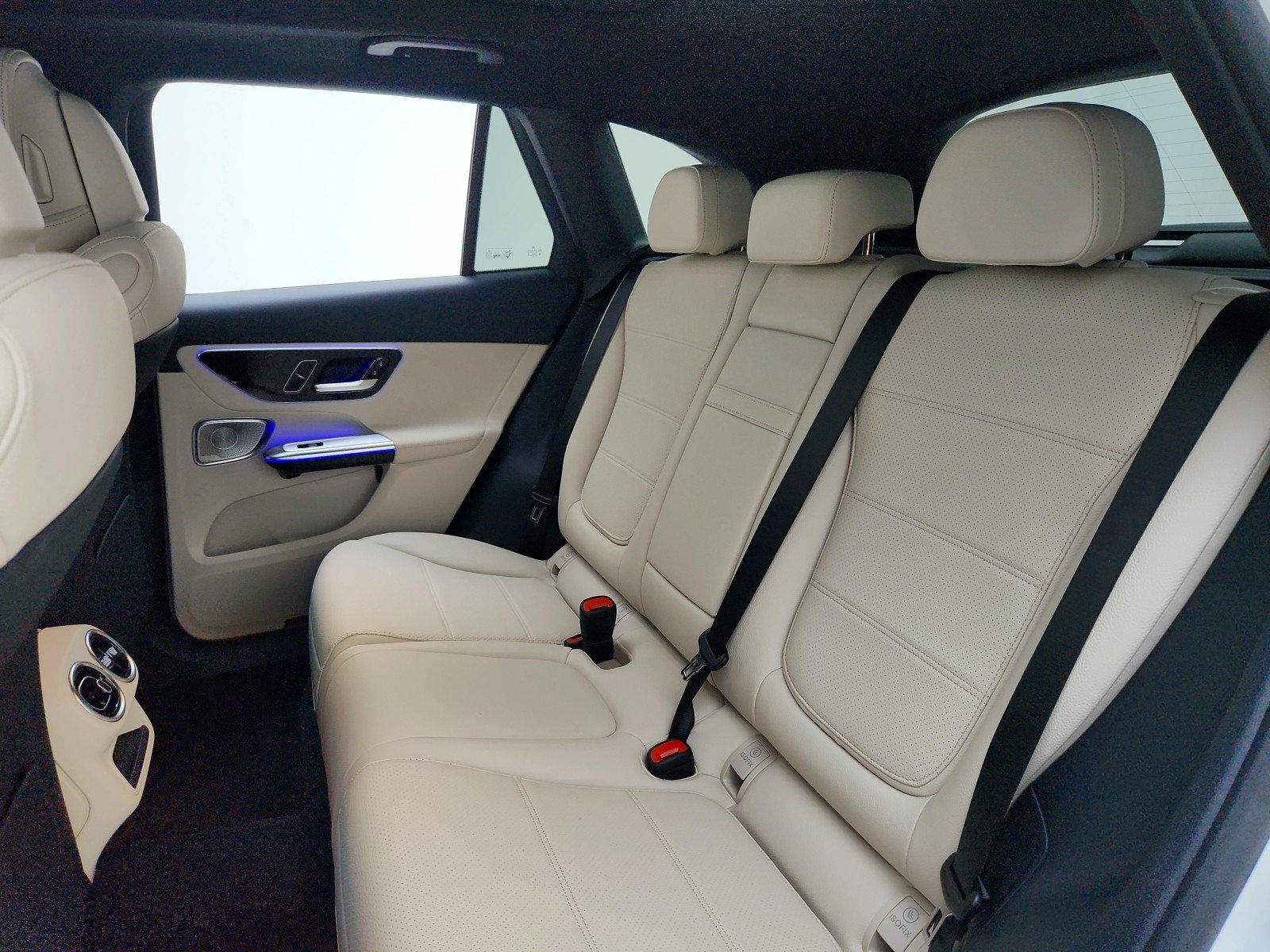 New 2026 Polar White Mercedes-Benz GLC 300 SUV image 18
