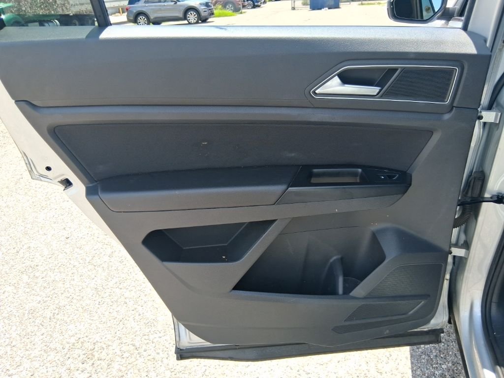 Used 2019 Silver Volkswagen 2.0T S image 14