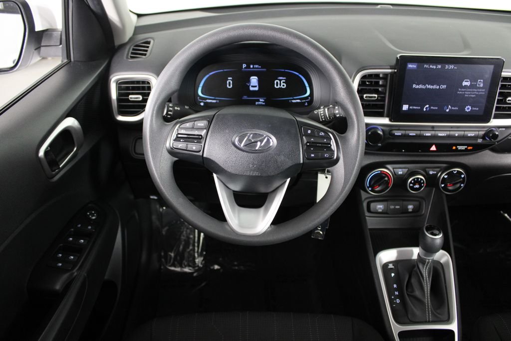 Certified Used 2024 White Hyundai SE image 8