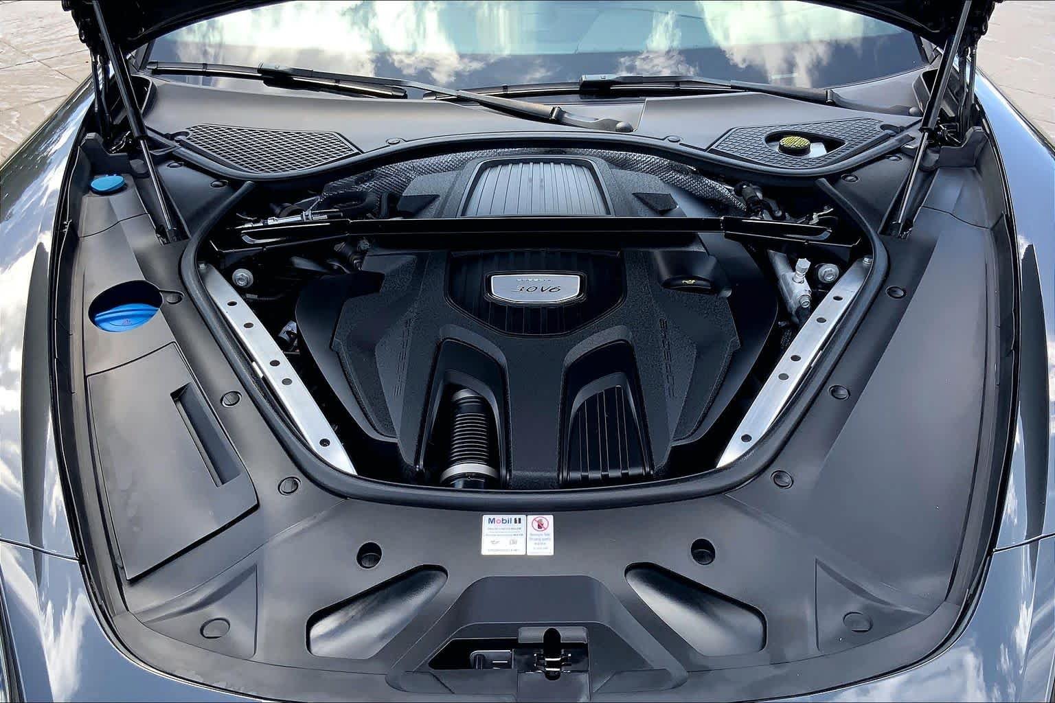 Used 2019 Black Porsche  image 31