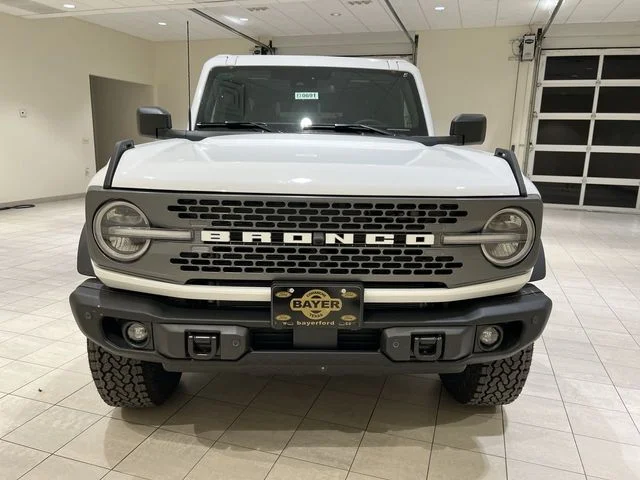New 2026 Oxford White Ford Badlands® image 37