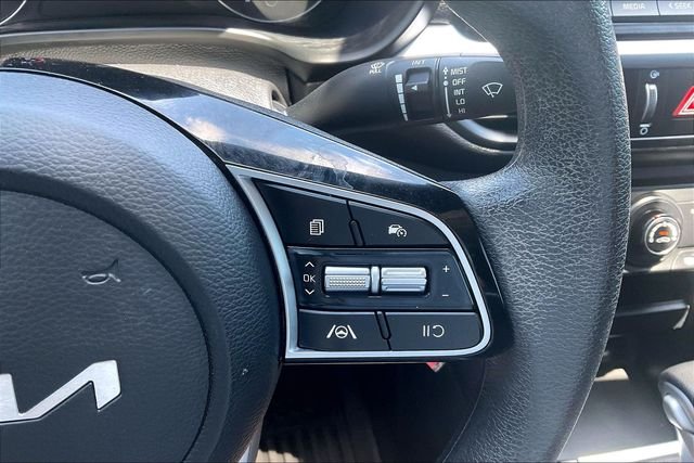 Used 2023 Blue Kia LXS image 16