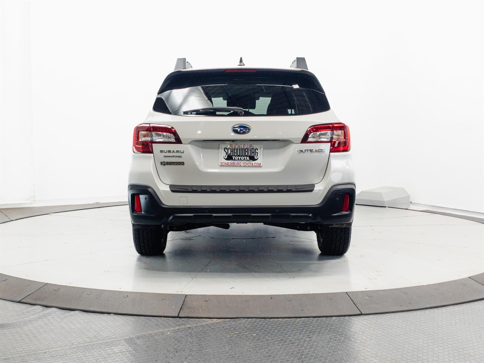 Used 2019 White Subaru 2.5i image 10