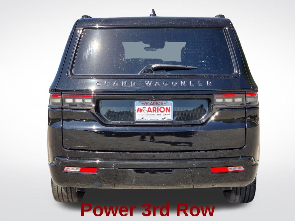 Certified Used 2024 Diamond Black Crystal Pearlcoat Jeep Series II image 18
