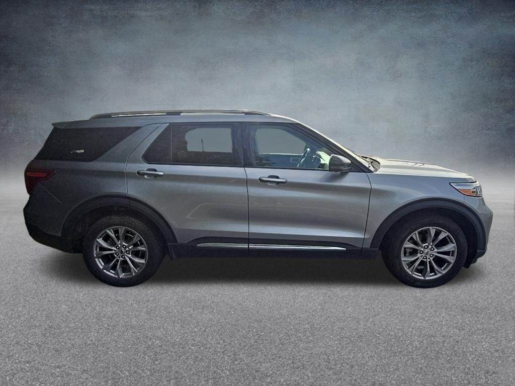 Used 2021 Silver Metallic Ford Limited image 7