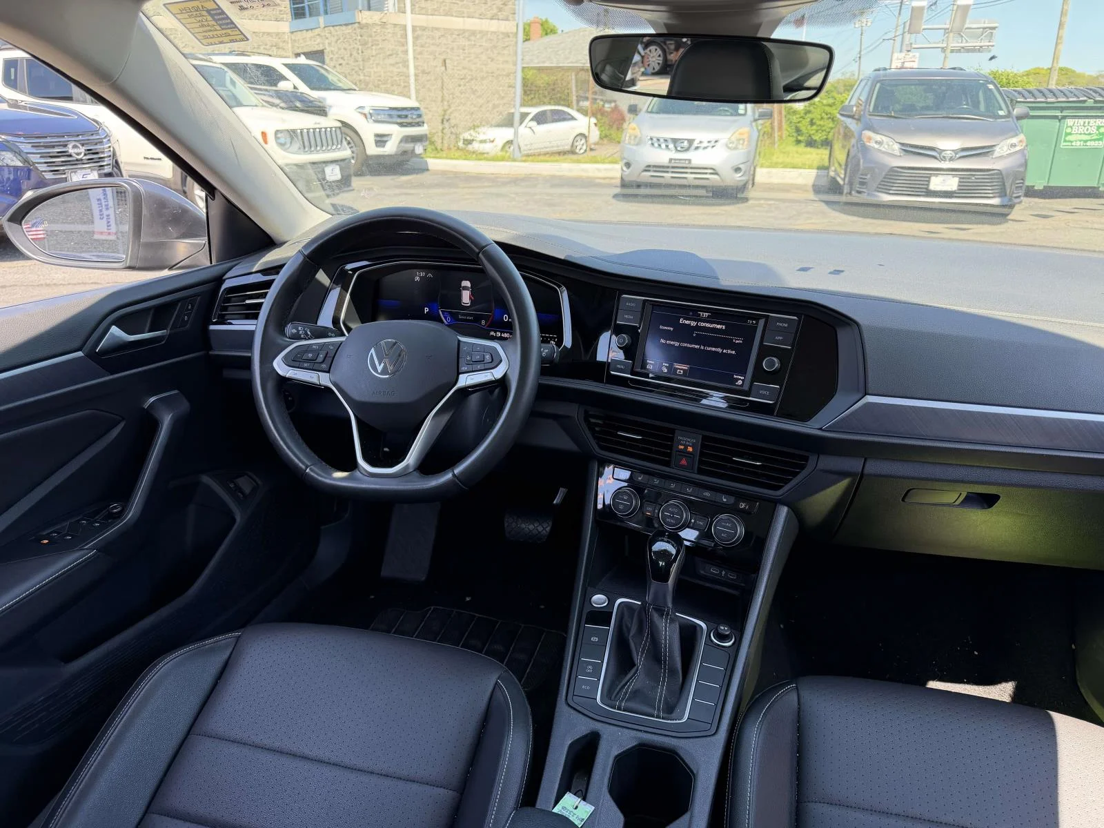 2024 Volkswagen Jetta SE - Photo 16