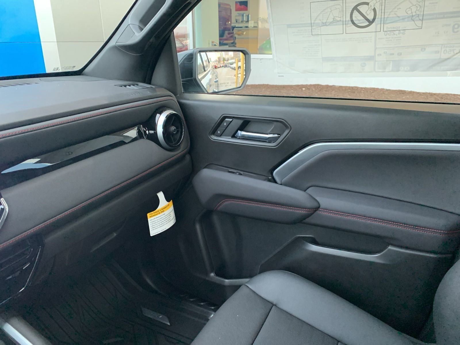 2025 Chevrolet Colorado Z71 - Photo 41