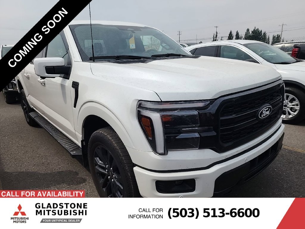 Used 2025  Ford Lariat image 1