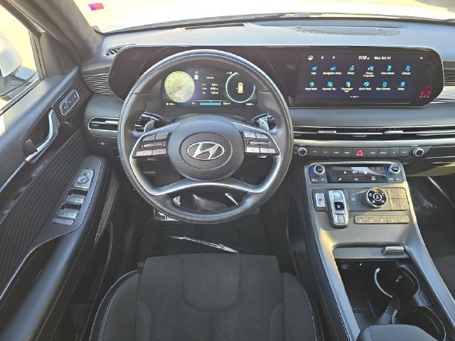 Used 2025 White Hyundai Calligraphy Night Edition image 16