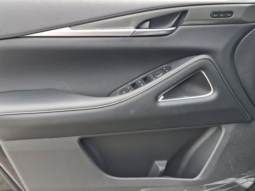 2026 INFINITI QX60 LUXE - Photo 14
