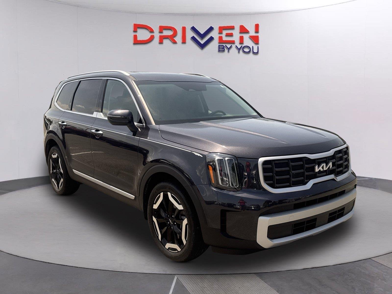 Used 2025 Panthera Metal Kia S image 2