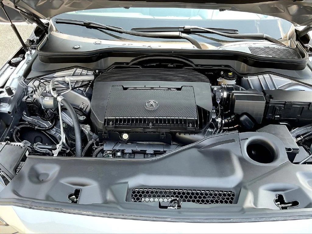New 2026 Solar Silver Metallic Acura SH-AWD with Technology Package image 12