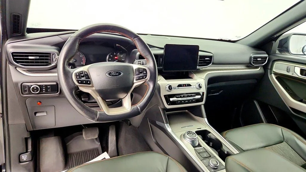 Used 2023 Agate Black Metallic Ford Timberline 4WD w/ Technology Pkg & Moonroof image 13