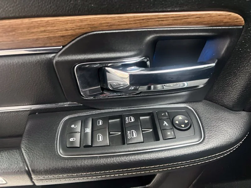 Used 2016 Red Ram Laramie image 17