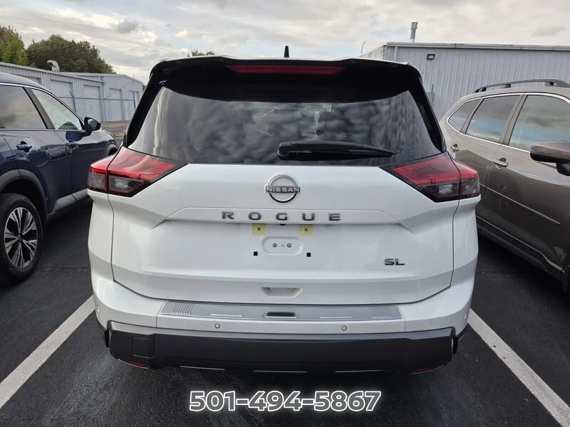Used 2024 White Pearl NISSAN SL image 5