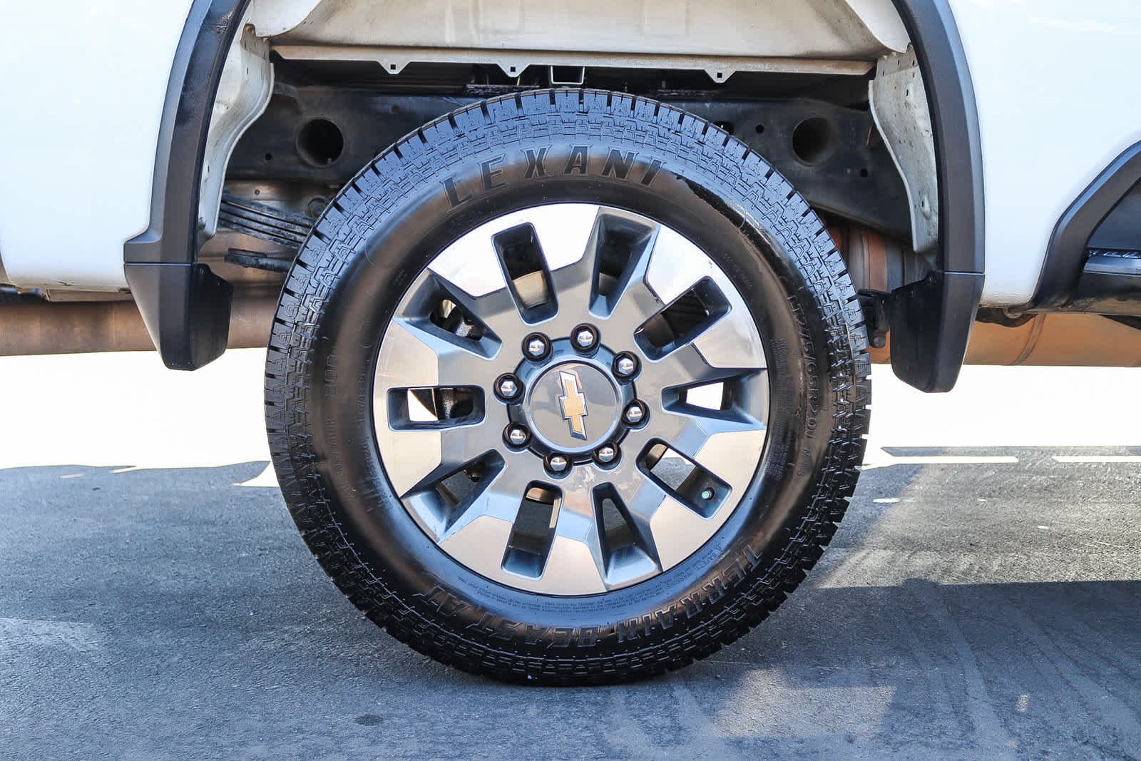 Used 2024 Summit White Chevrolet Custom image 11