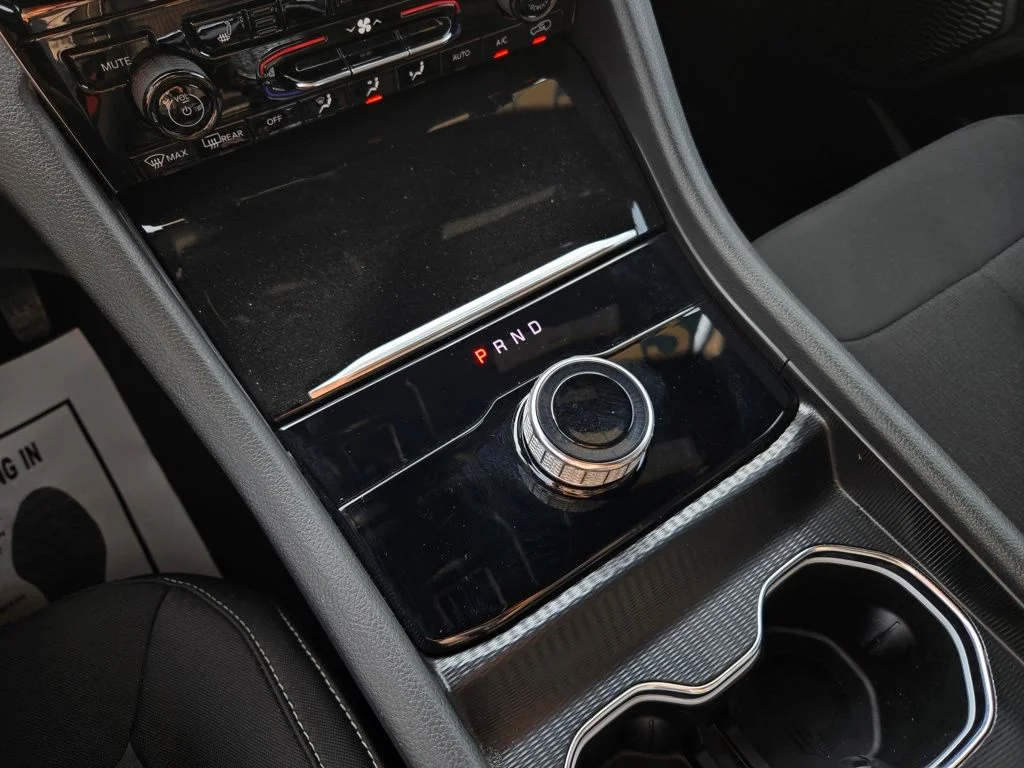 Used 2024 Black Jeep Laredo X image 26