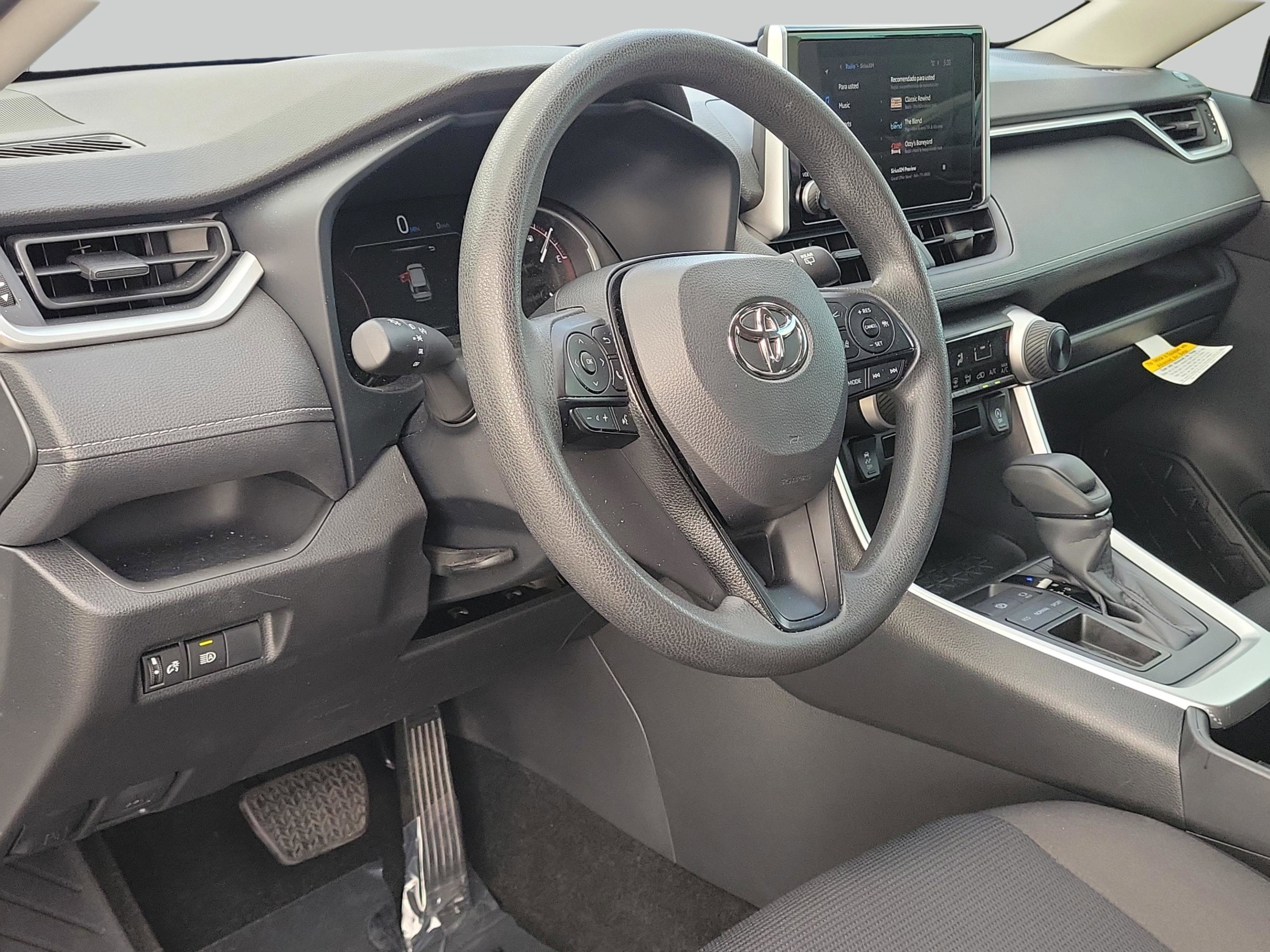 Used 2025 Ice Cap Toyota LE image 8