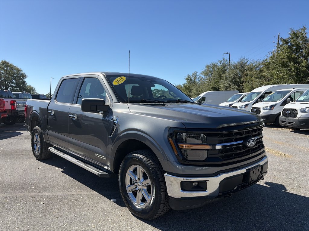 Certified Used 2025 Gray Metallic Ford XLT image 9