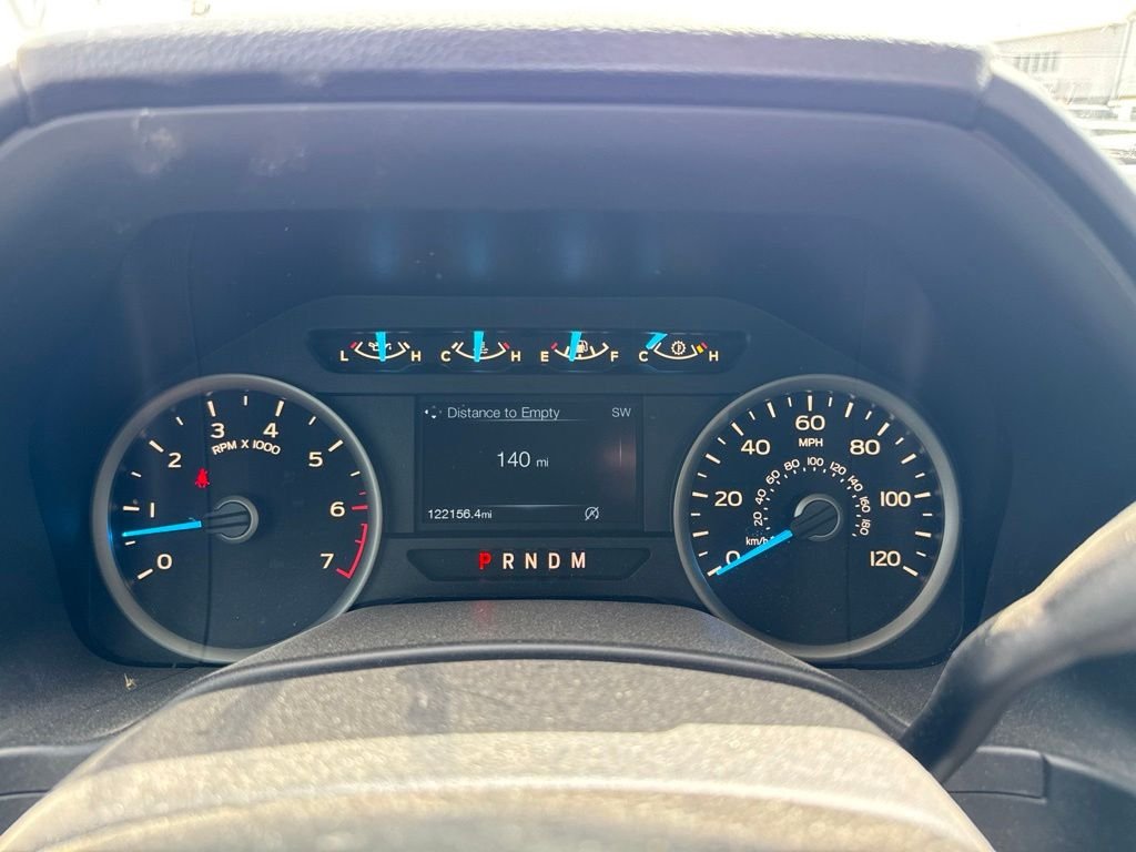 Used 2018 Gold Ford XLT image 7