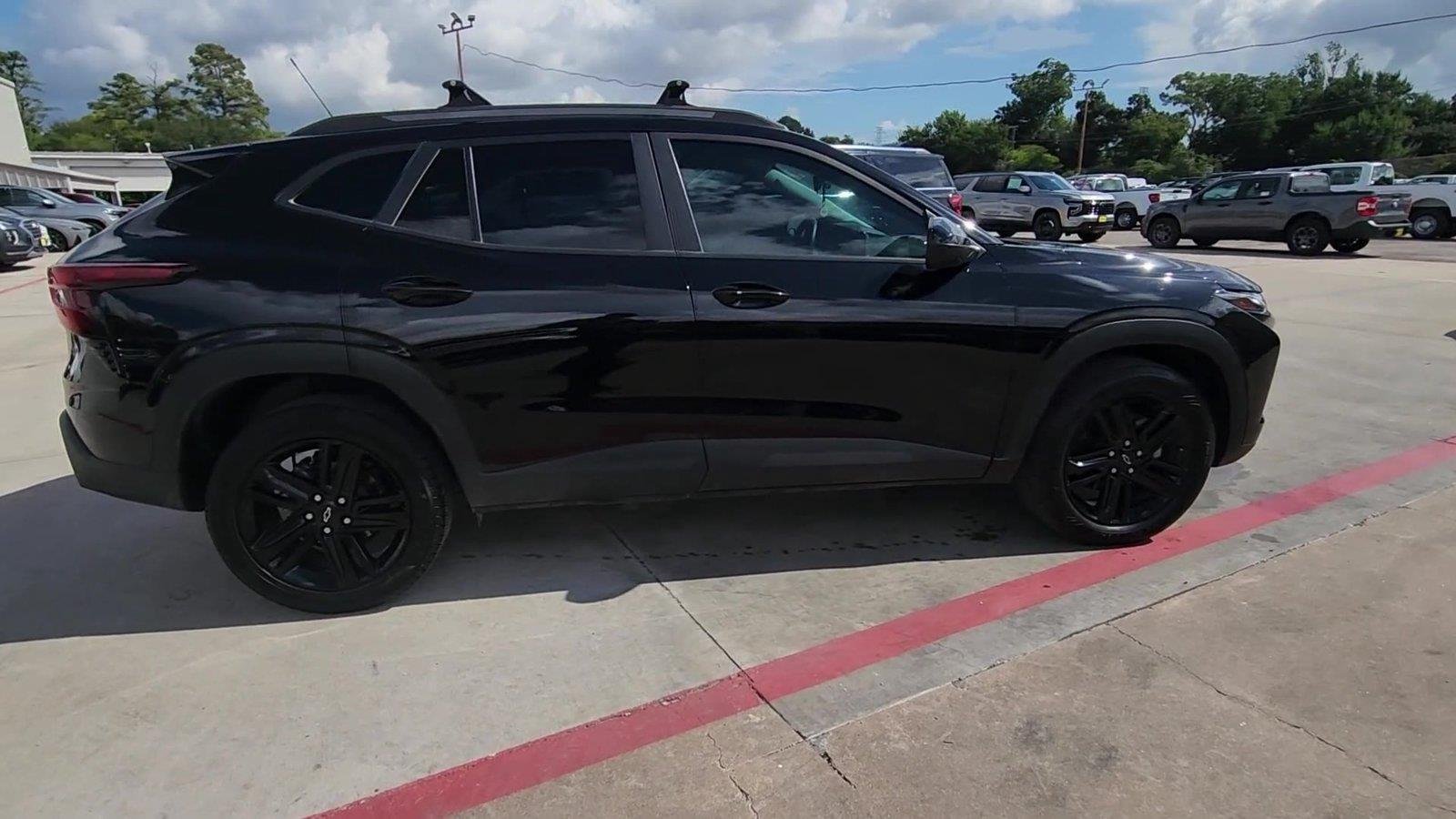 2025 Chevrolet Trax Activ - Photo 9
