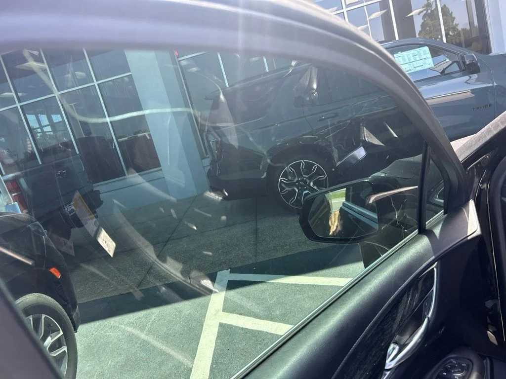 Used 2021 Black Cadillac Premium Luxury image 5