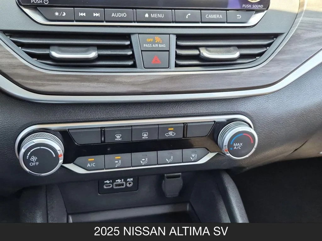 2025 Nissan Altima SV - Photo 22