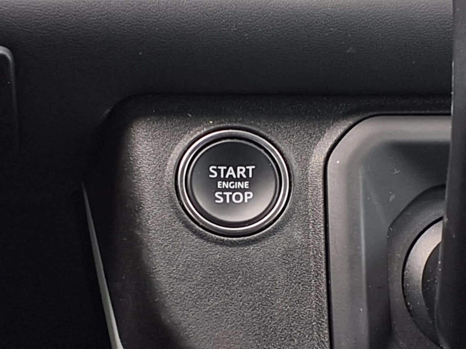Certified Used 2024 Fuji White Land Rover S image 16