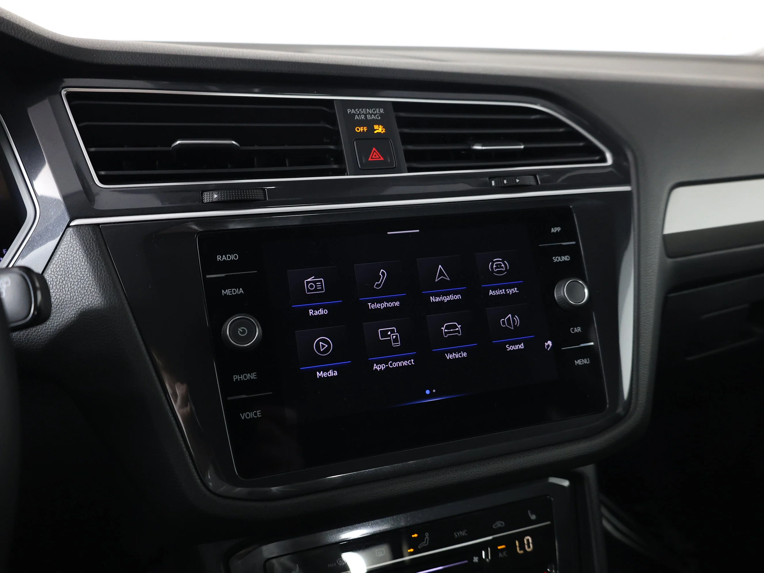 2024 Volkswagen Tiguan SE - Photo 15