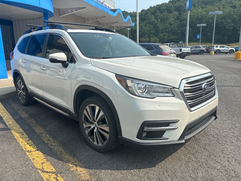 Used 2022 White Subaru Limited image 4