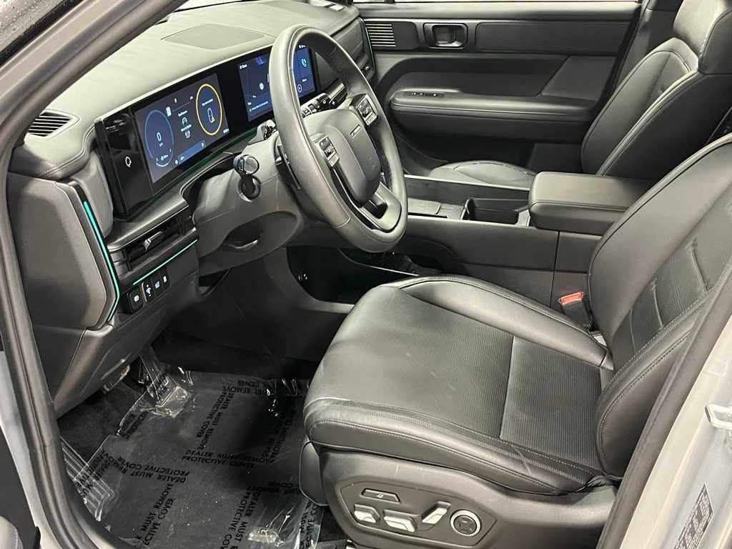 New 2024 Shimmering Silver Hyundai Calligraphy AWD image 43