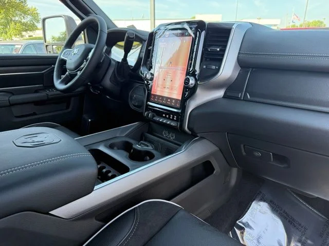 2026 RAM 2500 Laramie - Photo 10
