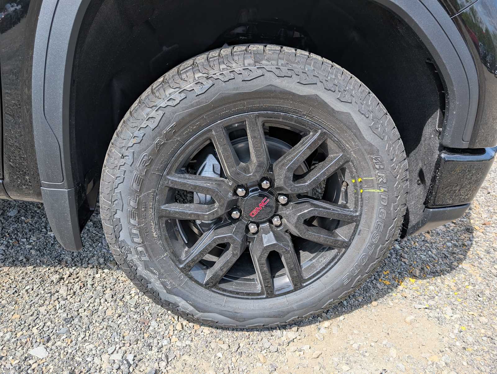 New 2026 Onyx Black GMC Elevation image 3