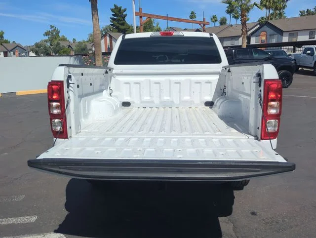 Used 2020 White Ford XL image 24