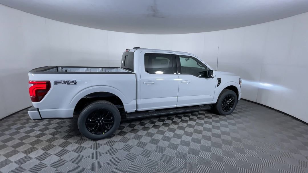 New 2026 Avalanche Ford Lariat image 9
