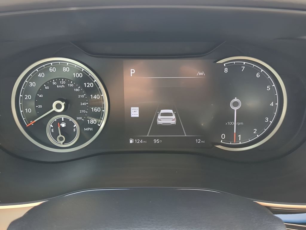 2026 GENESIS G70 Standard - Photo 24