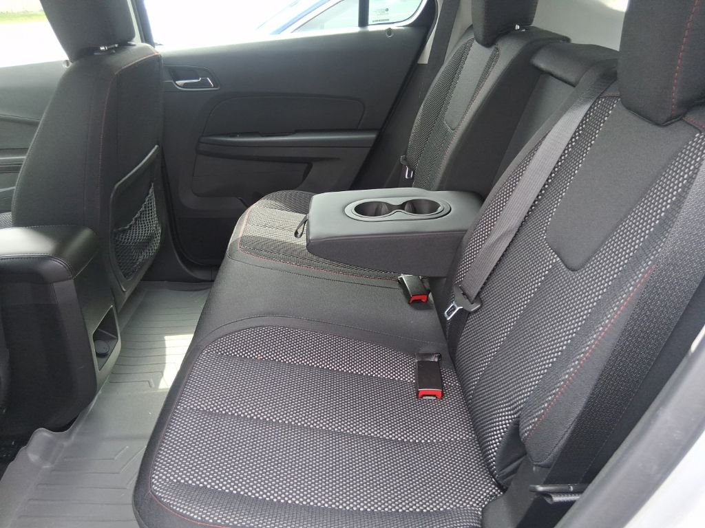 Used 2016 Silver Chevrolet LS image 14