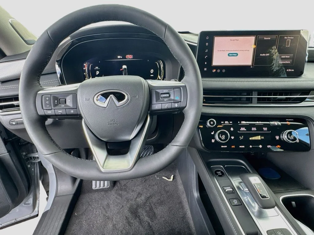 New 2027 Gray INFINITI LUXE image 11